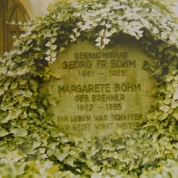 Grabstein von Georg Friedrich Böhm II und seiner Frau Margarete in Groß-Bieberau