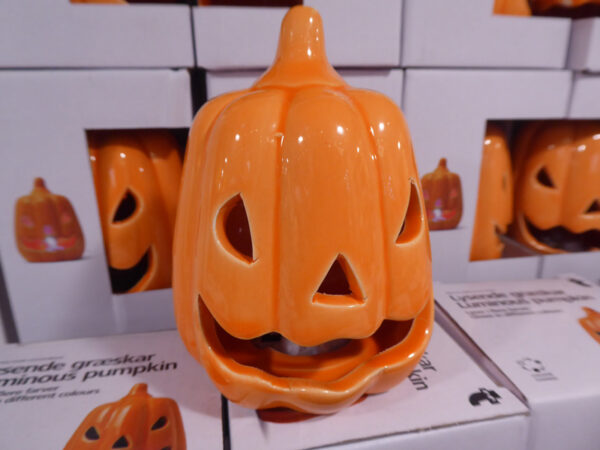 Small Jack-o-Lantern of porcelain